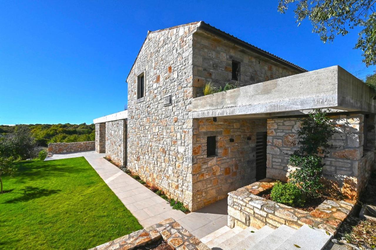 Casa Farfalla Villa Bale Exterior photo